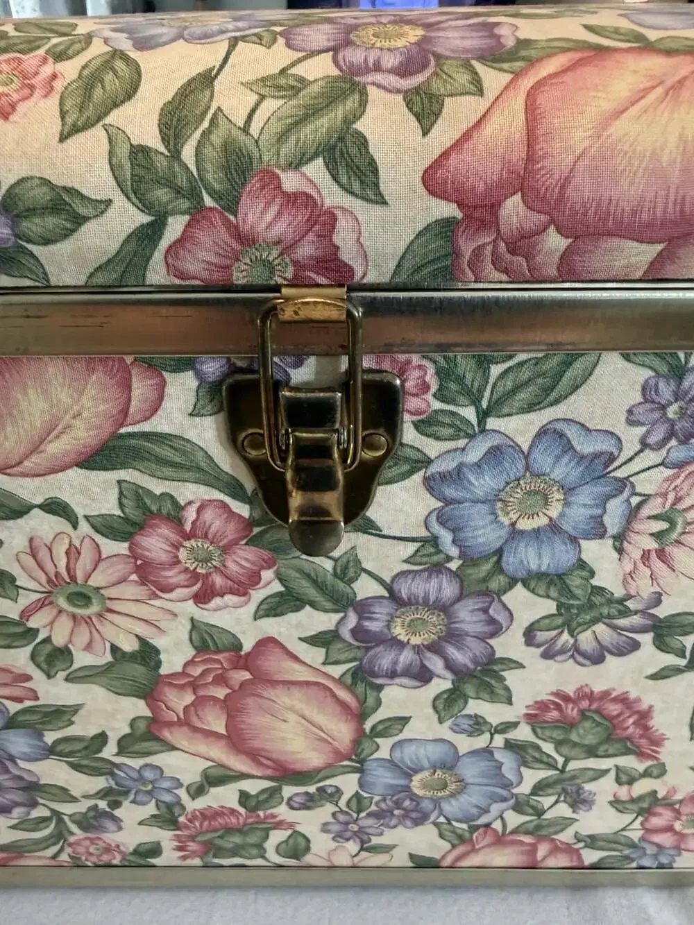 Small Rose Pattern Fabric Footstool Chest